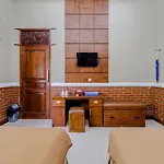 Pan Family Syariah Hotel